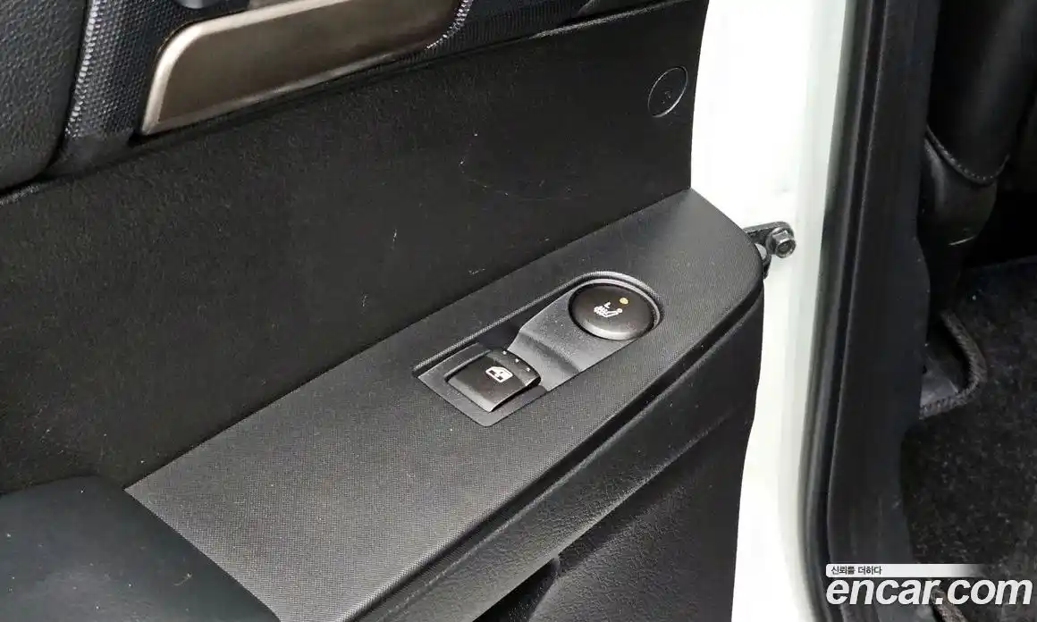 SsangYong Korando 2016 2.0 Автомат в Москве № 34932, фото 17