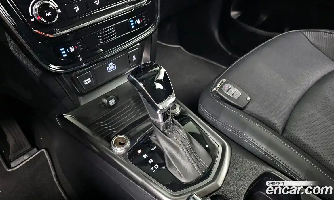 SsangYong TIBOLI 2022 1.5 Автомат в Москве № 35551, фото 1