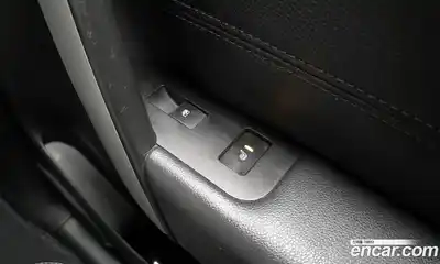 Chevrolet Captiva 2016 2.0 Автомат в Москве № 37375, миниатюра 11