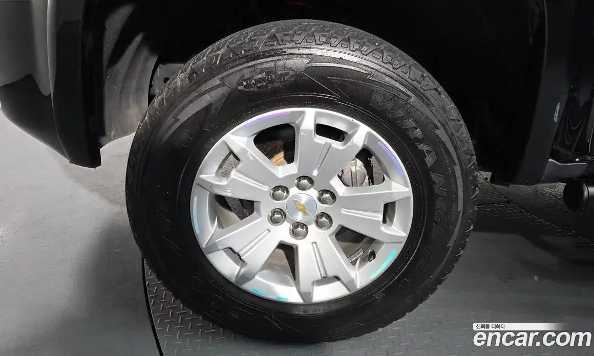 Chevrolet Colorado 2020 3.6 Автомат в Москве № 37510, фото 18