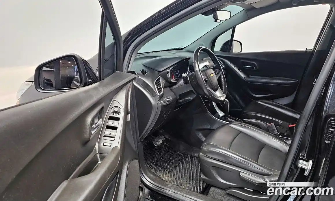 Chevrolet Trax 2019 1.4 Автомат в Москве № 37980, фото 16
