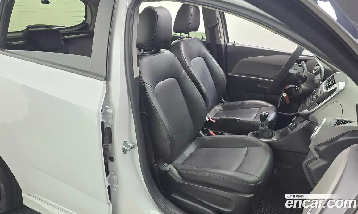 Chevrolet Aveo 2017 1.4 Механическая в Москве № 38755, фото 20