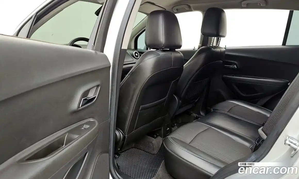 Chevrolet Trax 2014 1.4 Автомат в Москве № 39264, фото 3