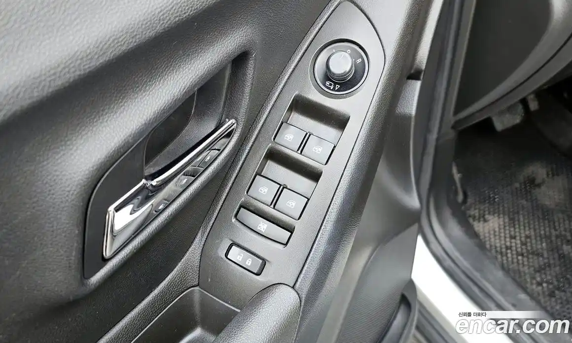 Chevrolet Trax 2014 1.4 Автомат в Москве № 39264, фото 10