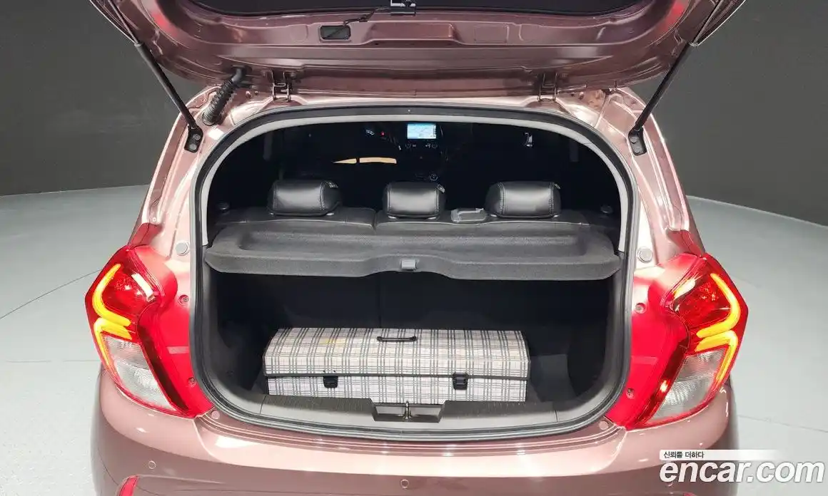 Chevrolet Spark 2019 1.0 Автомат в Москве № 40038, фото 20