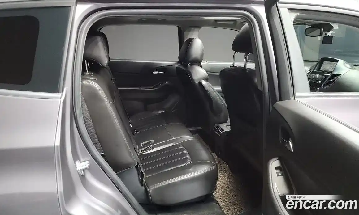 Chevrolet Orlando 2012 2.0 Автомат в Москве № 42162, фото 18