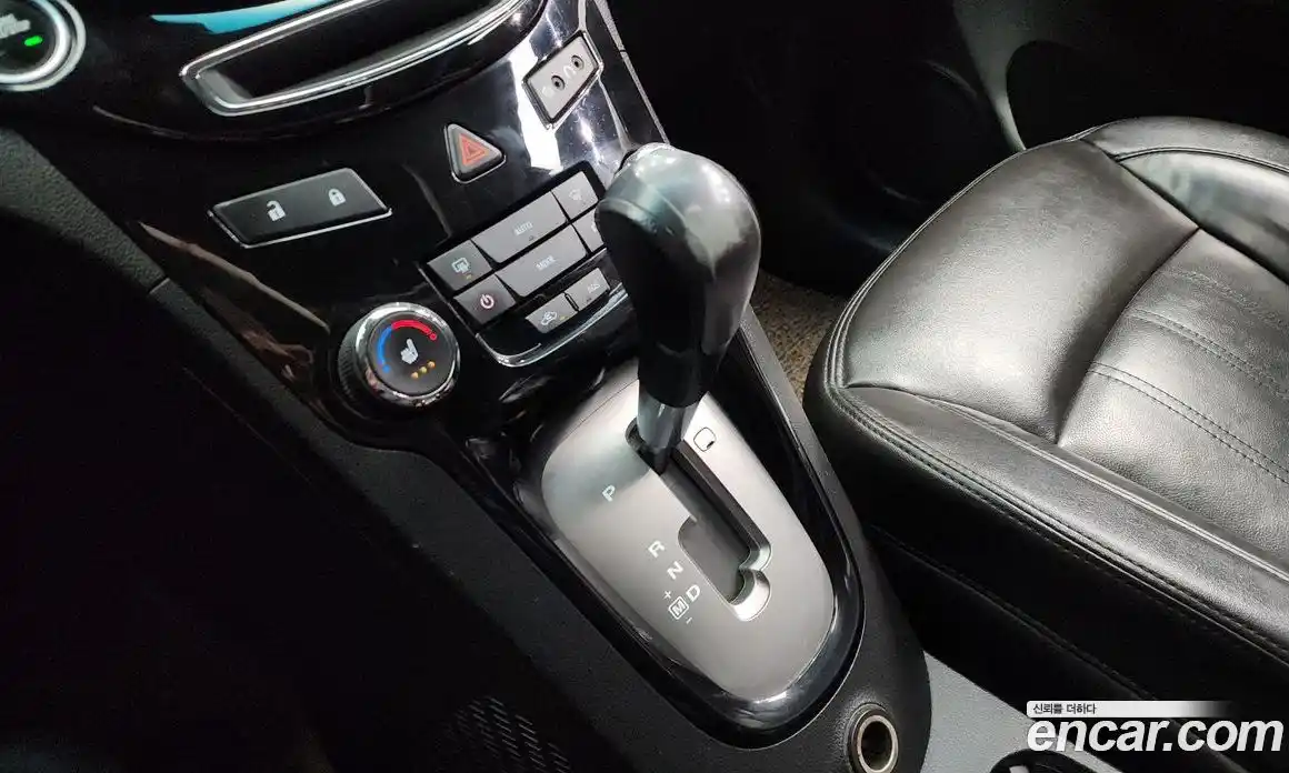 Chevrolet Orlando 2012 2.0 Автомат в Москве № 42162, фото 4