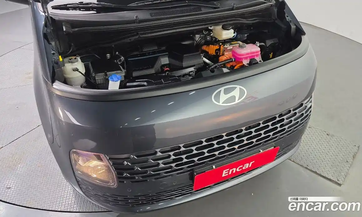 Hyundai Staria 2025 1.6 Автомат в Москве № 44202, фото 12