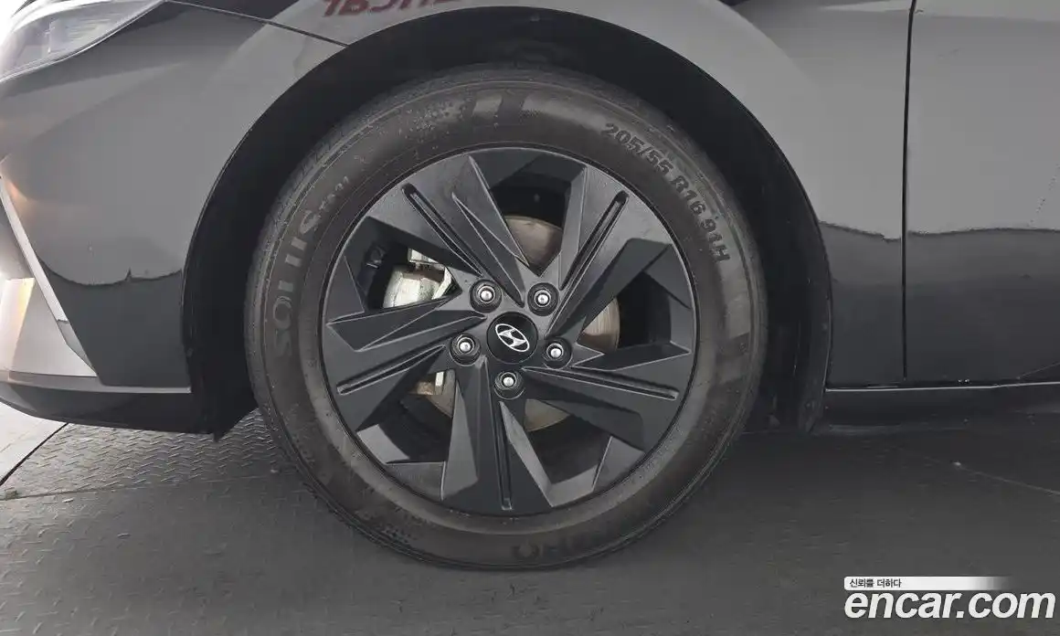 Hyundai Avante 2023 1.6 Автомат в Москве № 45818, фото 16