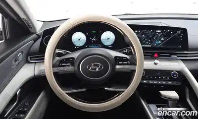 Hyundai Avante 2023 1.6 Автомат в Москве № 45818, миниатюра 2