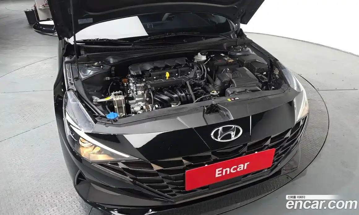 Hyundai Avante 2023 1.6 Автомат в Москве № 45818, фото 4