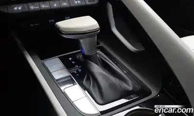 Hyundai Avante 2023 1.6 Автомат в Москве № 45818, миниатюра 8