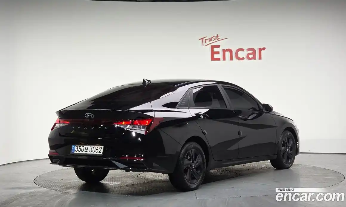 Hyundai Avante 2023 1.6 Автомат в Москве № 45818, фото 9