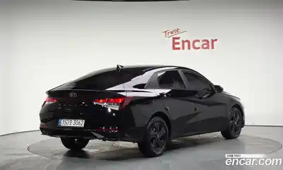 Hyundai Avante 2023 1.6 Автомат в Москве № 45818, миниатюра 9