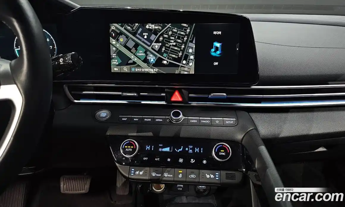 Hyundai Avante 2023 1.6 Автомат в Москве № 46918, фото 3