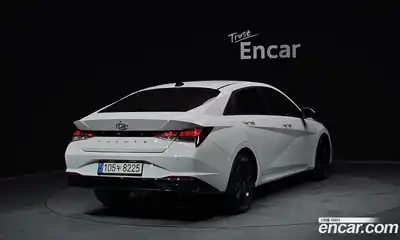 Hyundai Avante 2023 1.6 Автомат в Москве № 46918, миниатюра 9