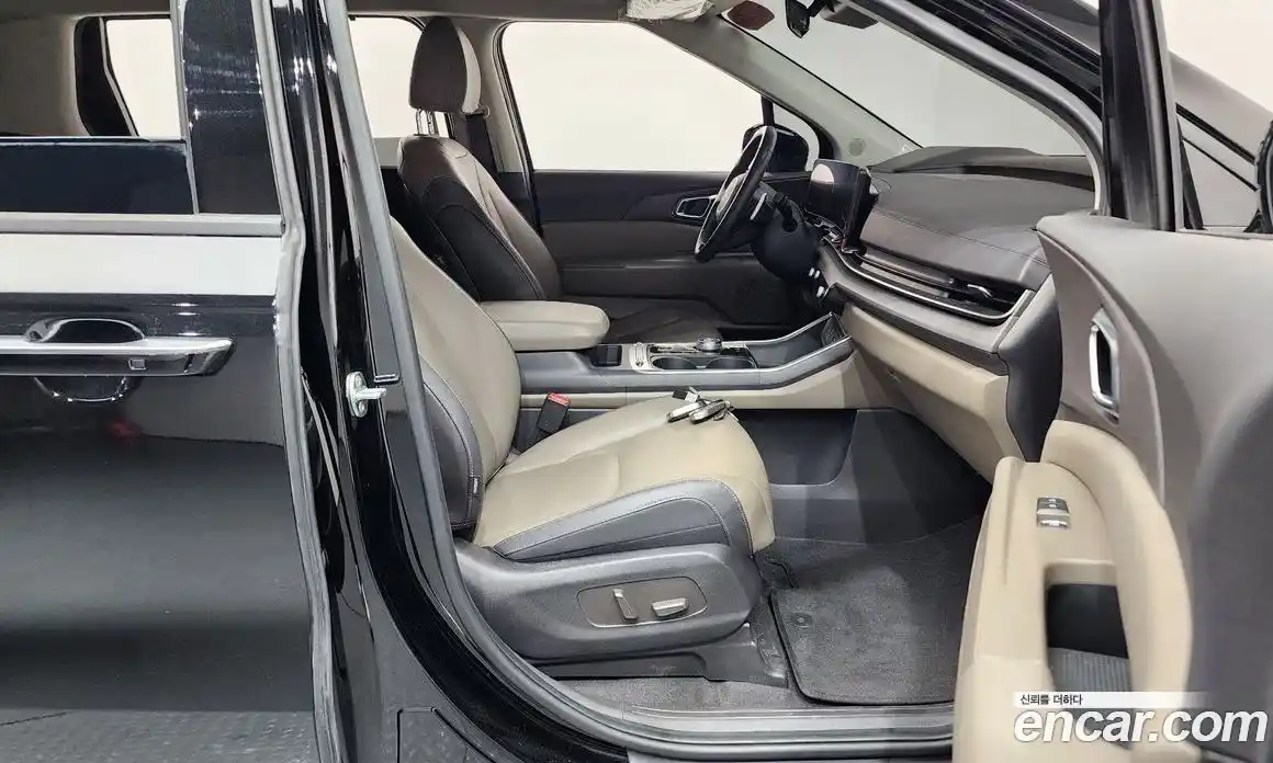 Kia Canival 2025 2.2 Автомат в Москве № 51876, фото 3