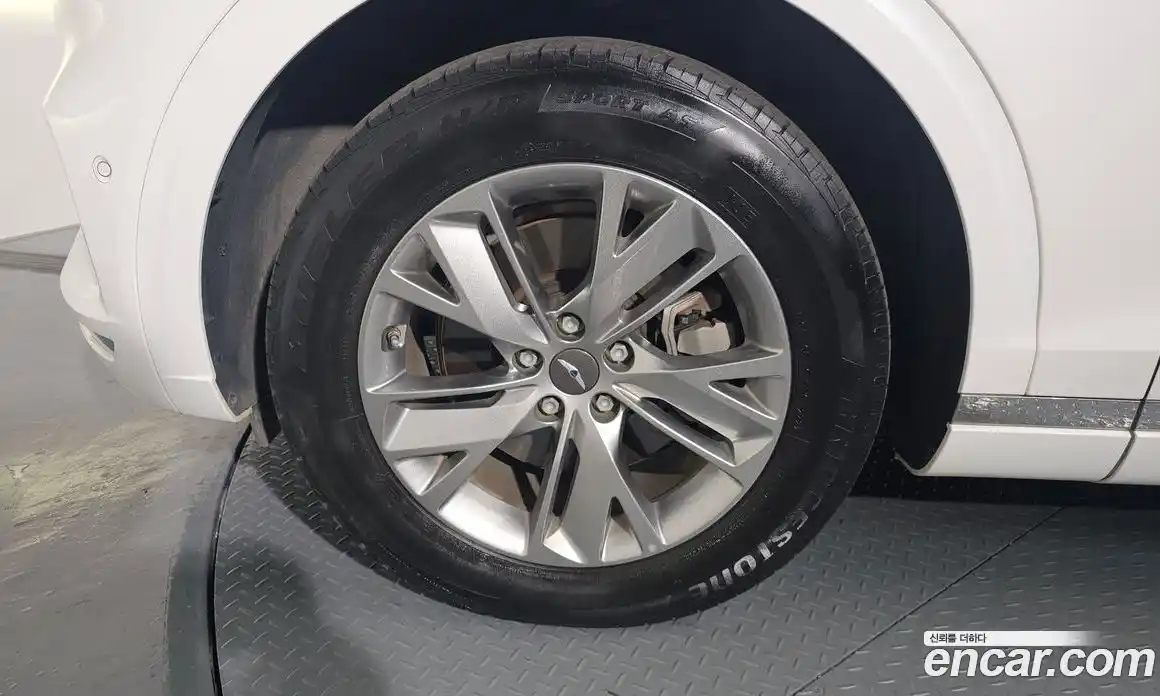 Genesis GV70 2023 2.2 Автомат в Москве № 56619, фото 13