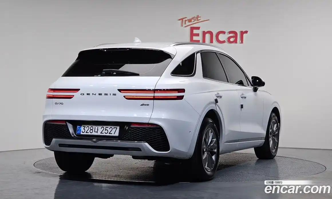 Genesis GV70 2023 2.2 Автомат в Москве № 56619, фото 15