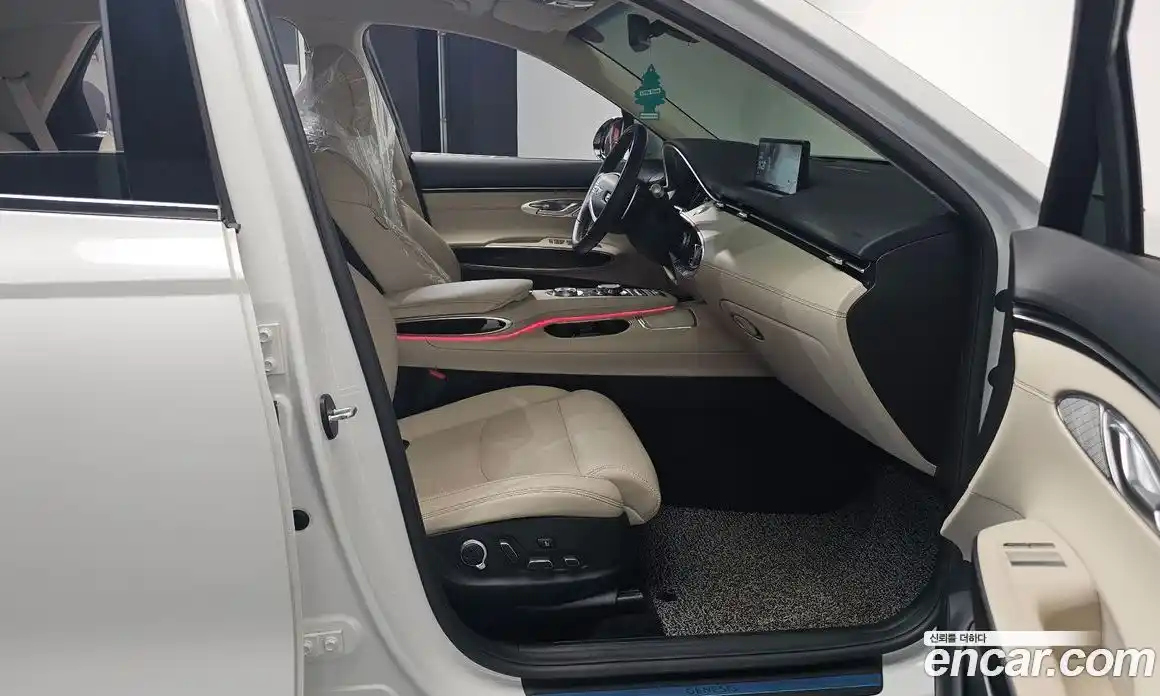 Genesis GV70 2023 2.2 Автомат в Москве № 56619, фото 16