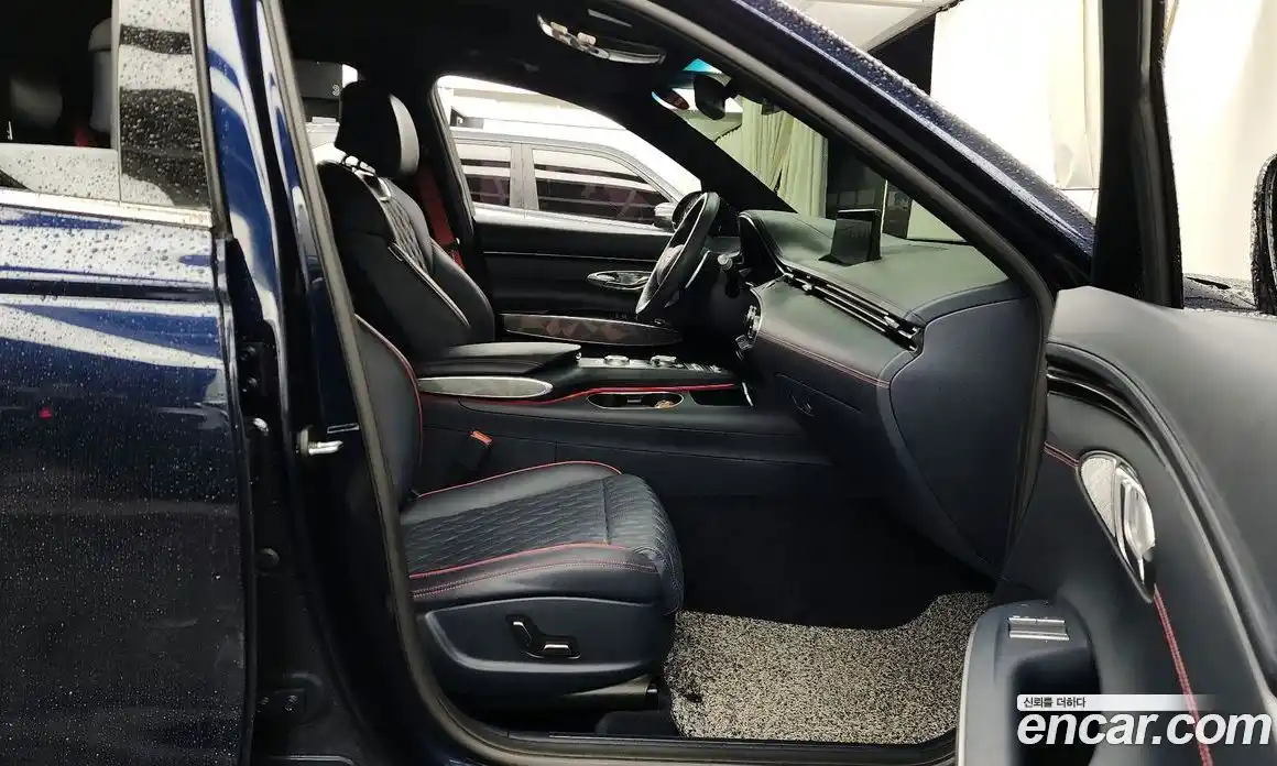 Genesis GV70 2023 2.5 Автомат в Москве № 57058, фото 14