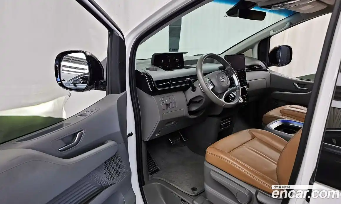 Hyundai Staria 2024 2.2 Автомат в Москве № 5848, фото 3