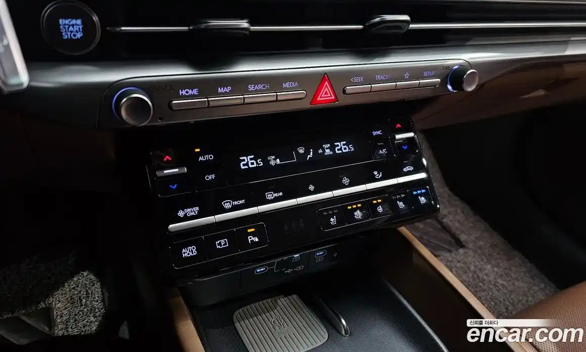 Hyundai Grandeur 2023 1.6 Автомат в Москве № 6027, фото 16