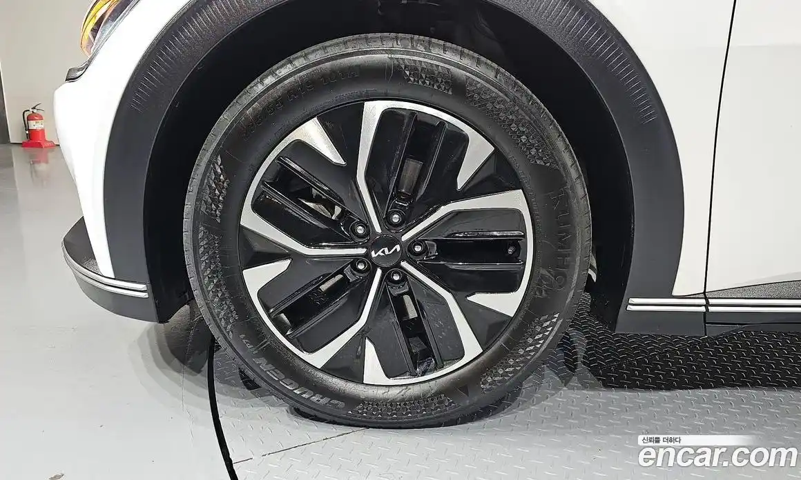 Kia EV6 2022 0.1 Автомат в Москве № 72967, фото 5