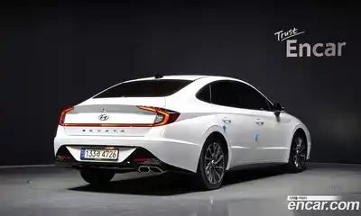 Hyundai Sonata 2022 1.6 Автомат в Москве № 8588, миниатюра 2