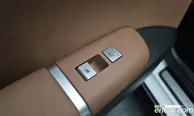 Hyundai Grandeur 2023 2.5 Автомат в Москве № 89006, миниатюра 5