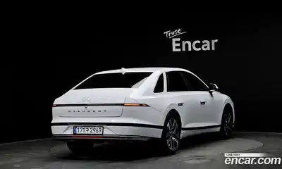 Hyundai Grandeur 2023 2.5 Автомат в Москве № 89006, миниатюра 10