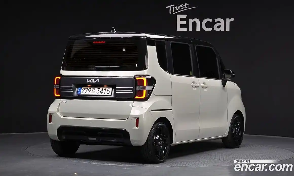 Kia Ray 2023 1.0 Автомат в Москве № 96626, фото 15