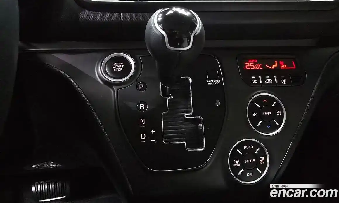 Kia Ray 2023 1.0 Автомат в Москве № 96626, фото 7