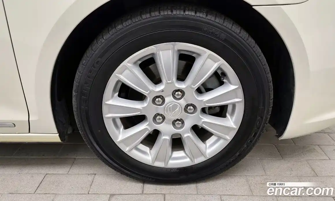 Chevrolet Alpheon 2012 2.4 Автомат в Москве № 105175, фото 4