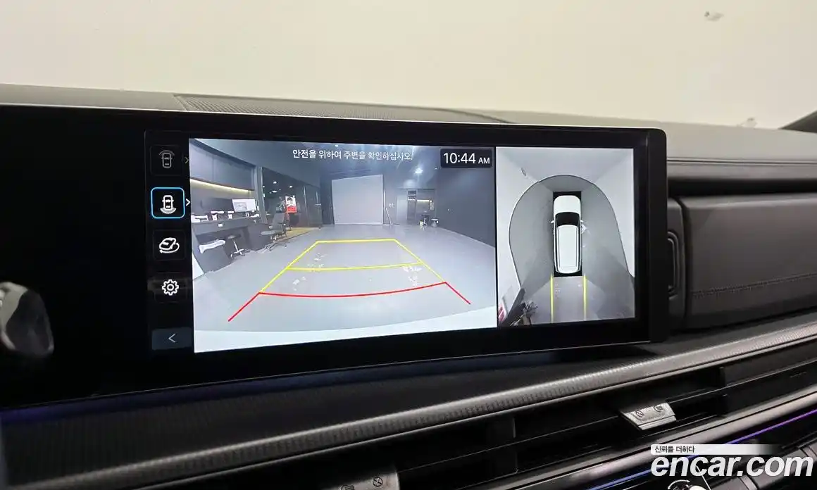 Hyundai Santa Fe 2024 1.6 Автомат в Москве № 107768, фото 3