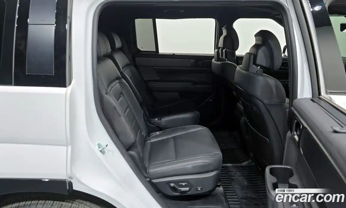 Hyundai Santa Fe 2024 1.6 Автомат в Москве № 107768, фото 9