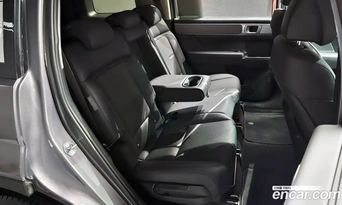 Hyundai Santa Fe 2024 2.5 Автомат в Москве № 107825, фото 5