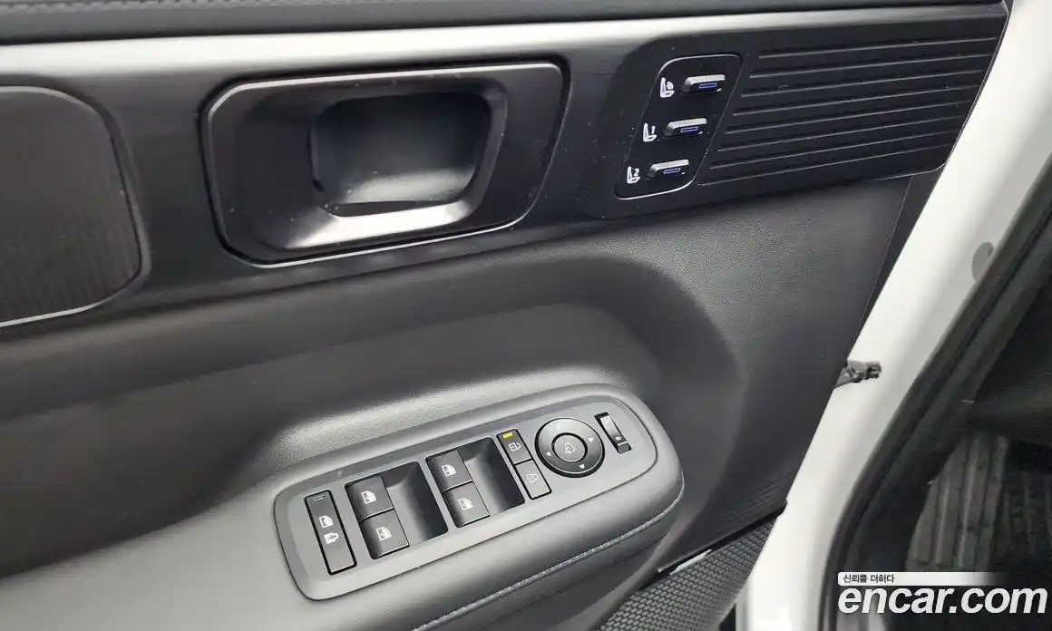 Hyundai Santa Fe 2024 2.5 Автомат в Москве № 107971, фото 19