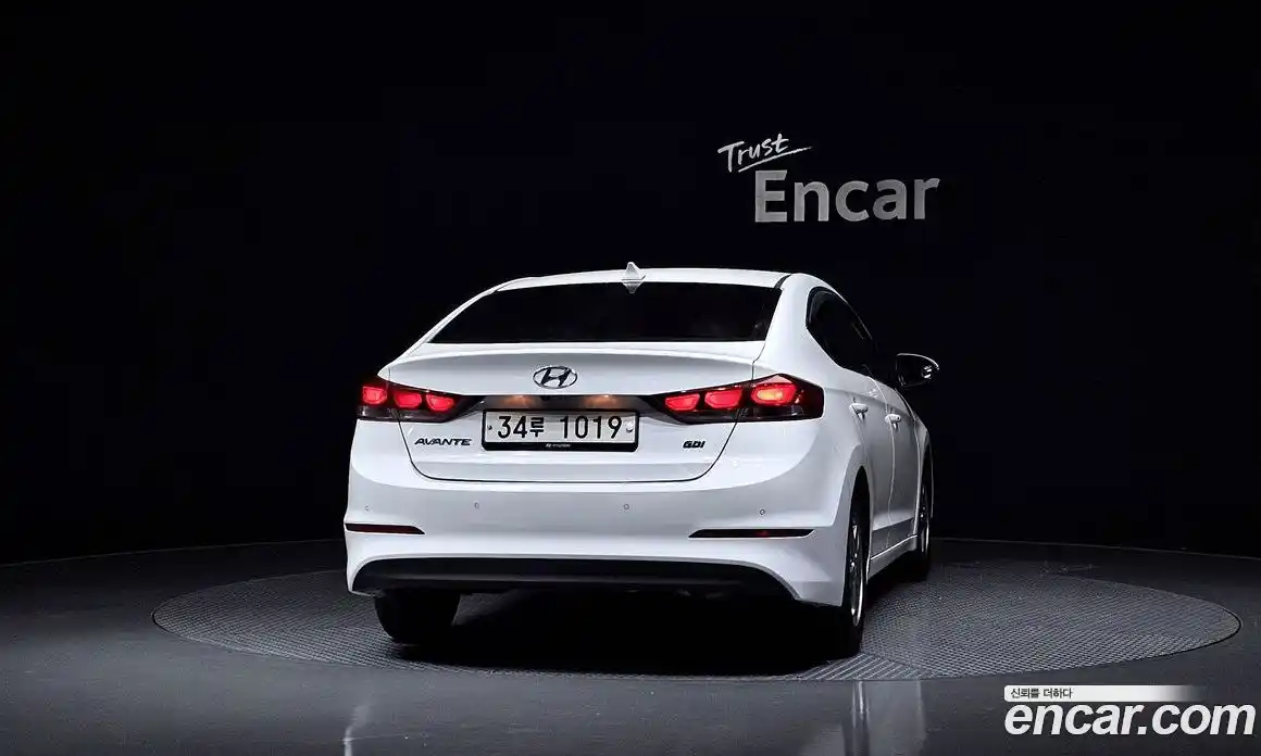 Hyundai Avante 2017 1.6 Автомат в Москве № 110526, фото 13