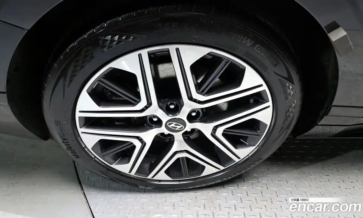 Hyundai Grandeur 2023 3.5 Автомат в Москве № 111132, фото 17