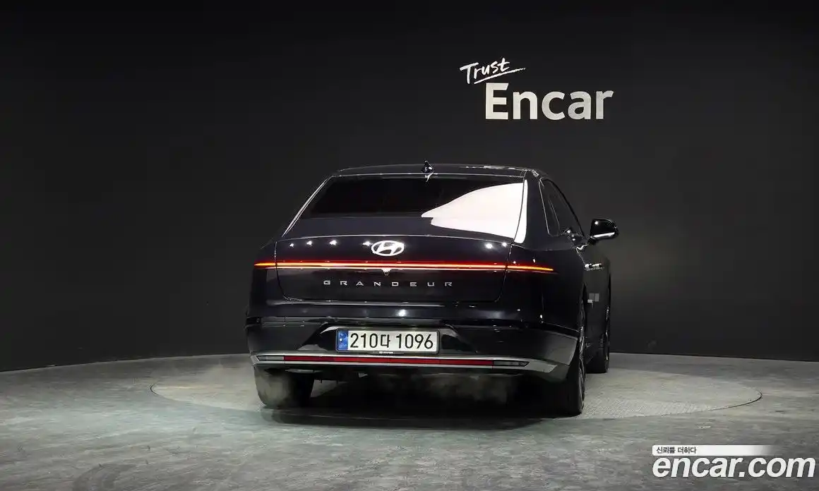 Hyundai Grandeur 2023 3.5 Автомат в Москве № 111132, фото 8