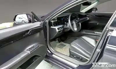 Hyundai Grandeur 2023 3.5 Автомат в Москве № 111132, миниатюра 9