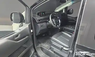 Hyundai Staria 2023 2.2 Автомат в Москве № 111228, миниатюра 3