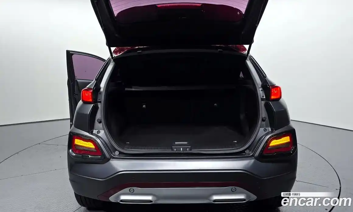 Hyundai Kona 2019 1.6 Автомат в Москве № 112872, фото 11