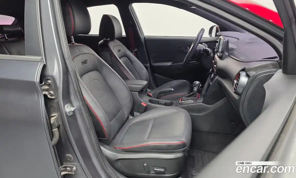 Hyundai Kona 2019 1.6 Автомат в Москве № 112872, фото 19