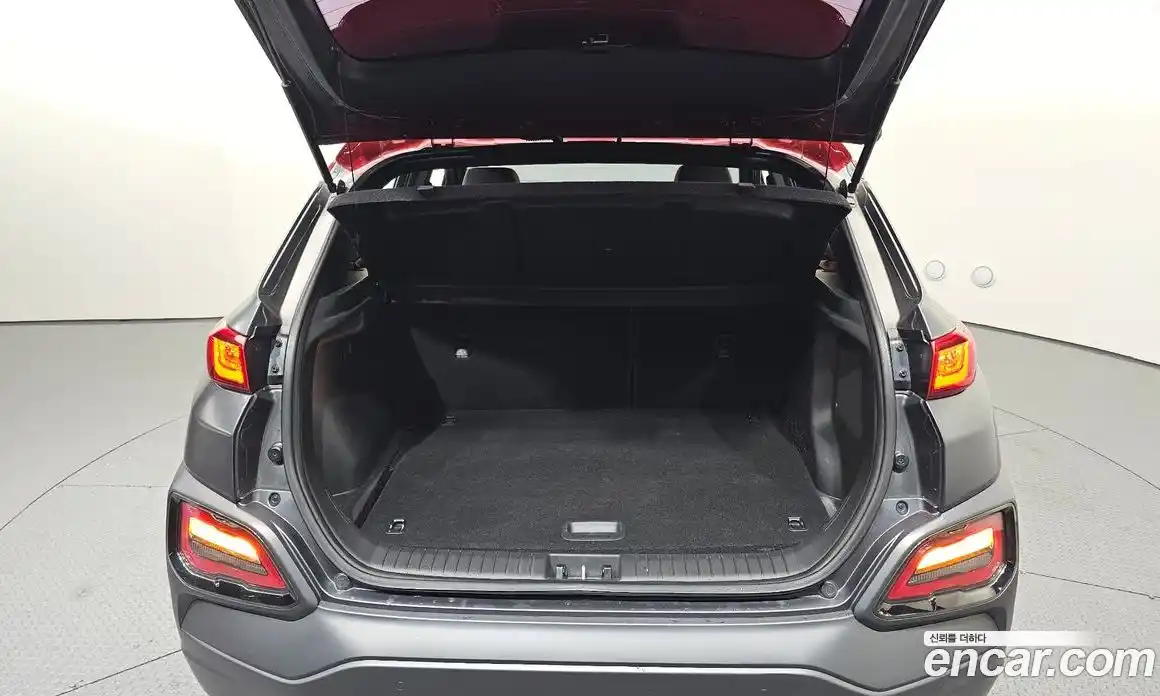 Hyundai Kona 2019 1.6 Автомат в Москве № 112914, фото 3