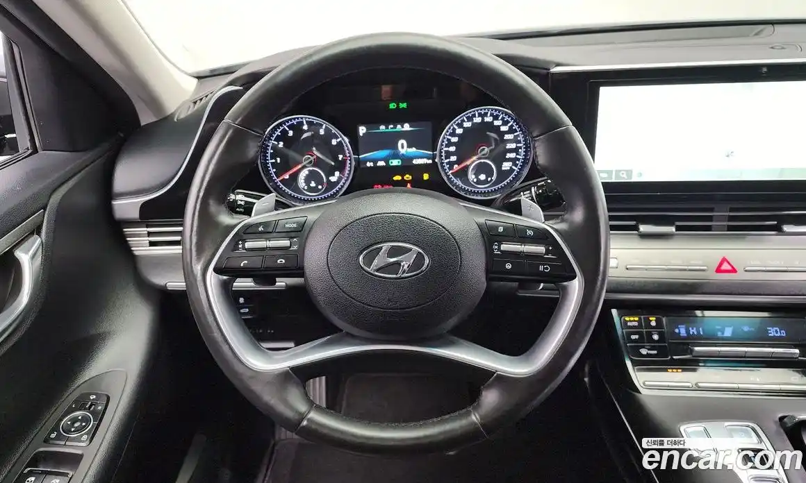 Hyundai Grandeur 2021 3.0 Автомат в Москве № 113045, фото 3