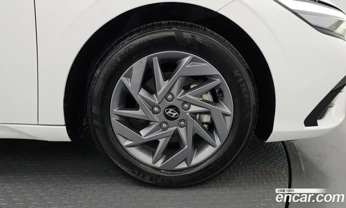 Hyundai Avante 2024 1.6 Автомат в Москве № 117307, фото 19