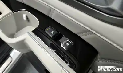 Kia Sorento 2023 1.6 Автомат в Москве № 120092, миниатюра 5