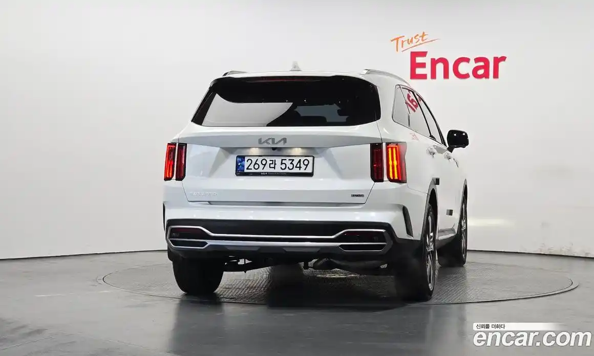 Kia Sorento 2023 1.6 Автомат в Москве № 120092, фото 8